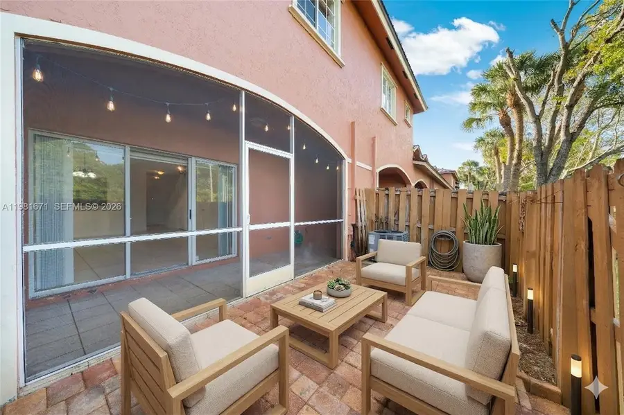 1166 NW 100th Ave, Pembroke Pines, FL 33024 - #2