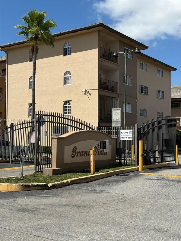 8851 NW 119th St #2213-2, Hialeah Gardens, FL 33018