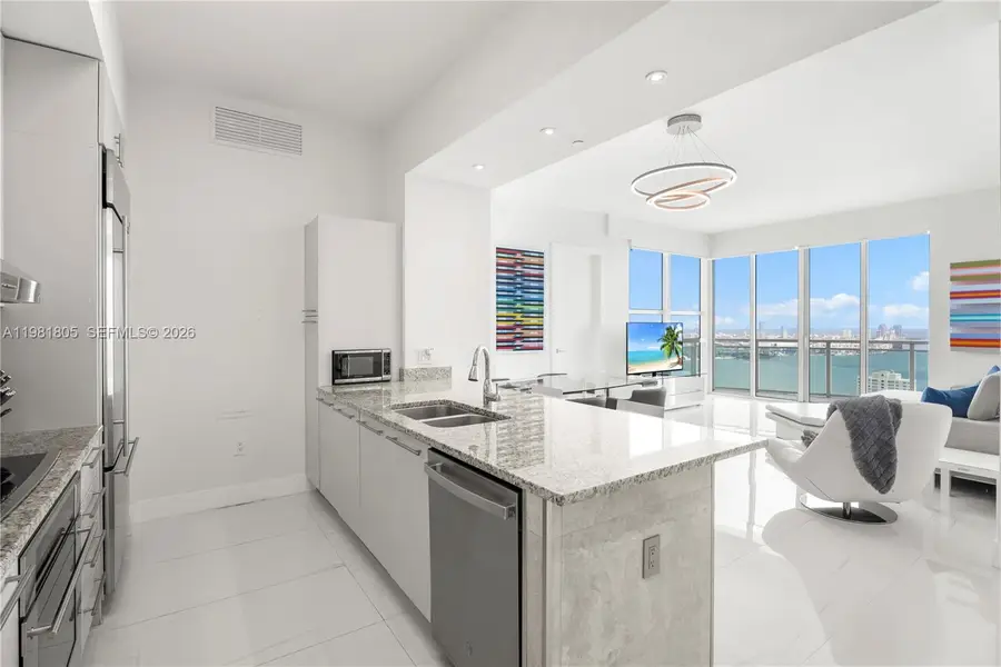 950 Brickell Bay Dr #4710, Miami, FL 33131 - #2