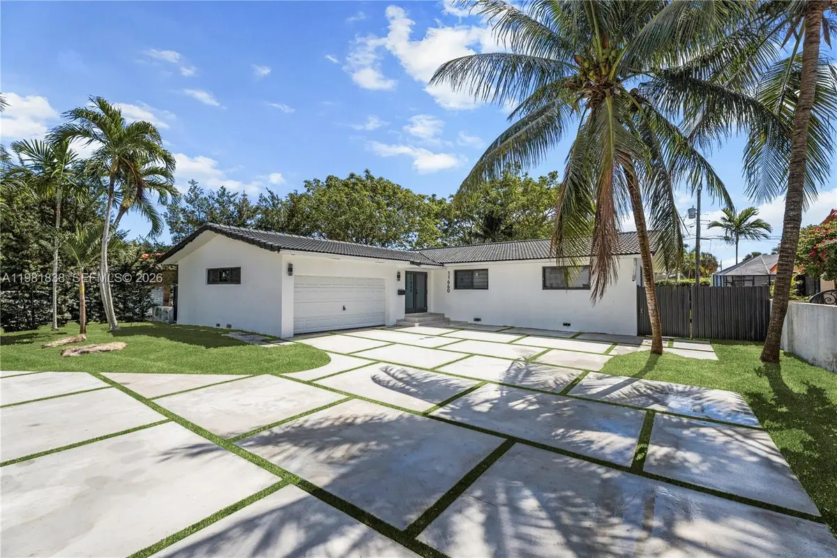 11660 Canal Dr, North Miami, FL 33181 - #1