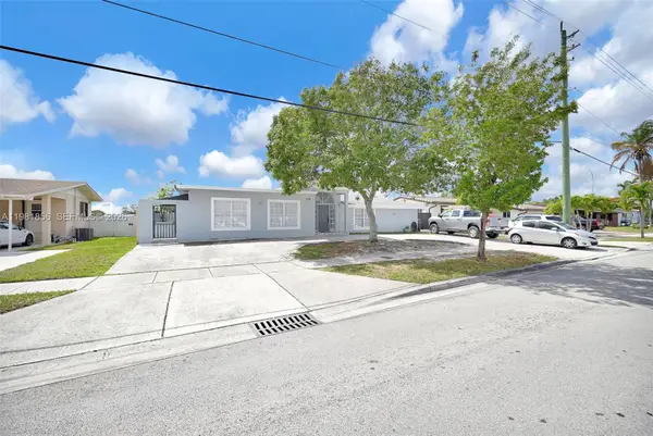 756 W 53rd St, Hialeah, FL 33012