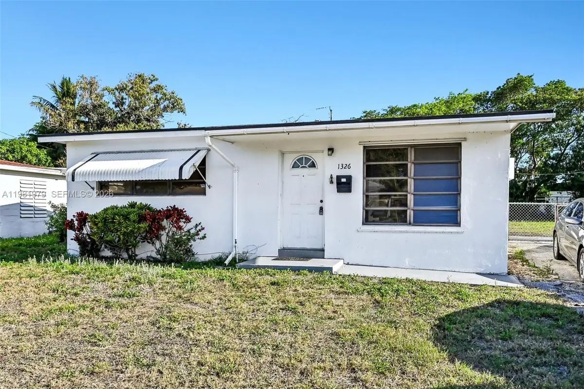 1326 8th St, West Palm Beach, FL 33401 - #1