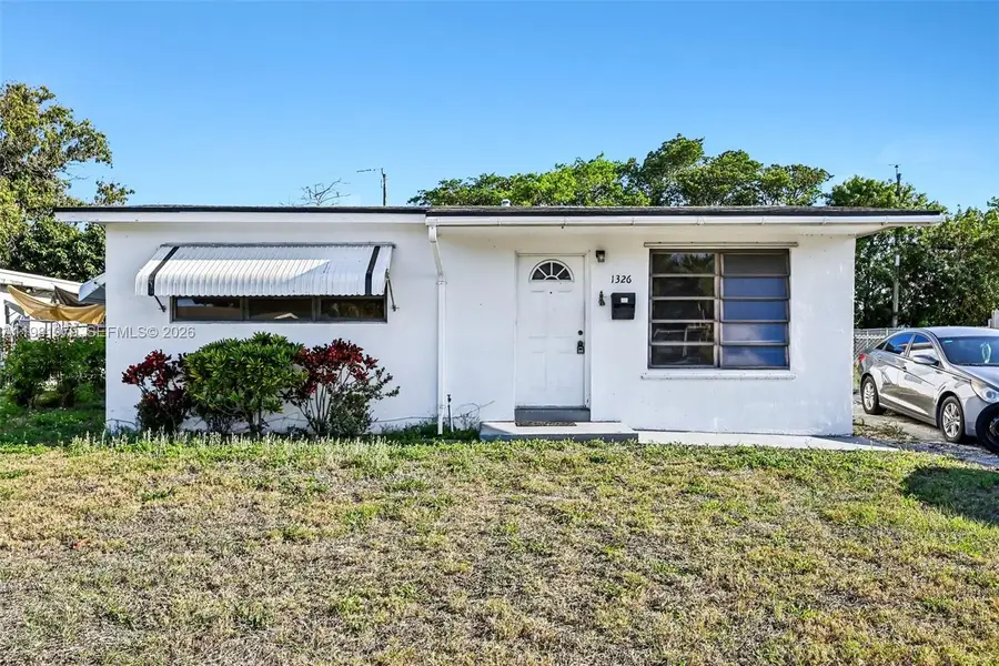 1326 8th St, West Palm Beach, FL 33401 - #2