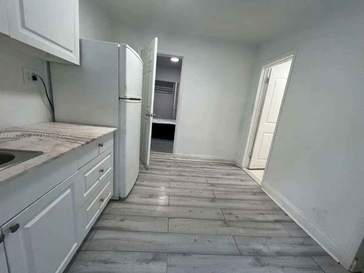 1053 NE 149th St, Miami, FL 33161 - #1