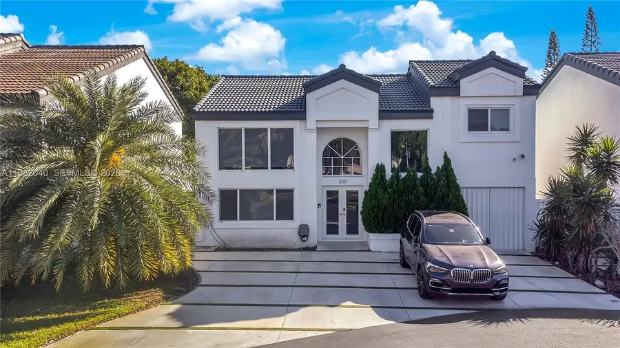 230 NE 212th St, Miami, FL 33179 - #3