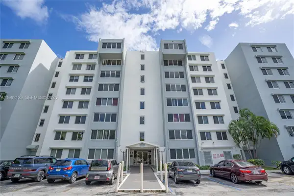 9001 SW 77th Ave #C402, Miami, FL 33156