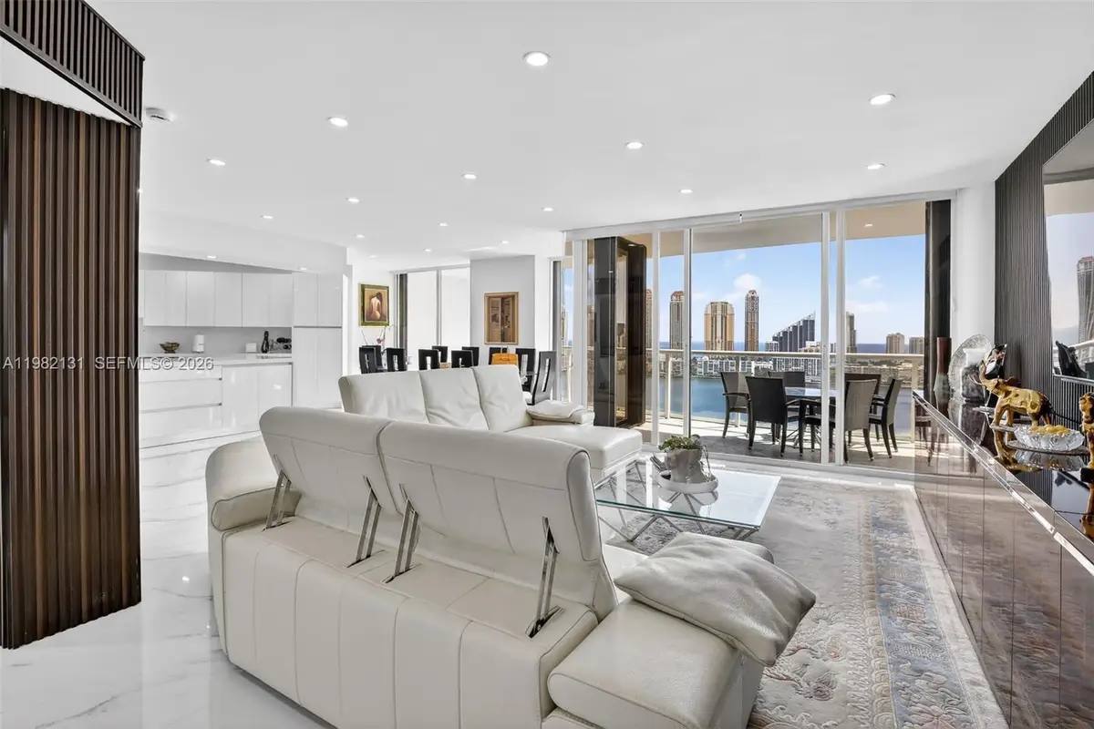 4000 Island Blvd #2301, Aventura, FL 33160 - #1