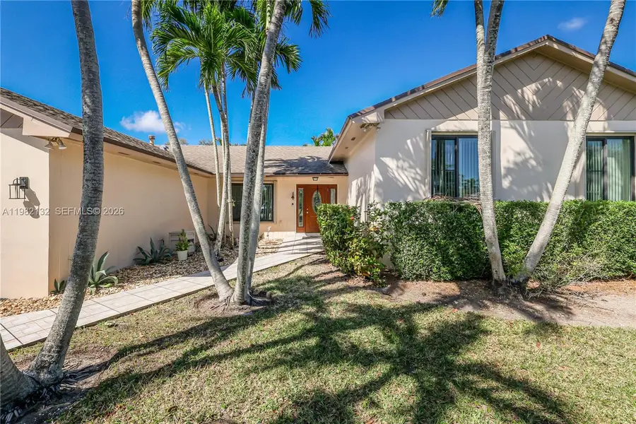 11541 SW 100th St, Miami, FL 33176 - #3