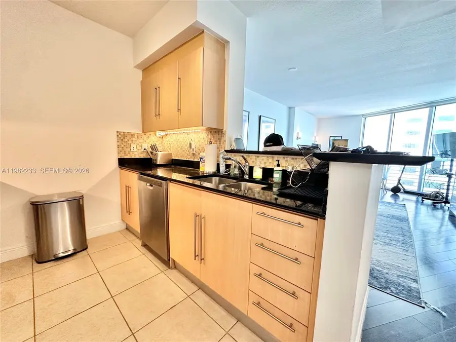 335 S Biscayne Blvd #2702, Miami, FL 33131 - #3