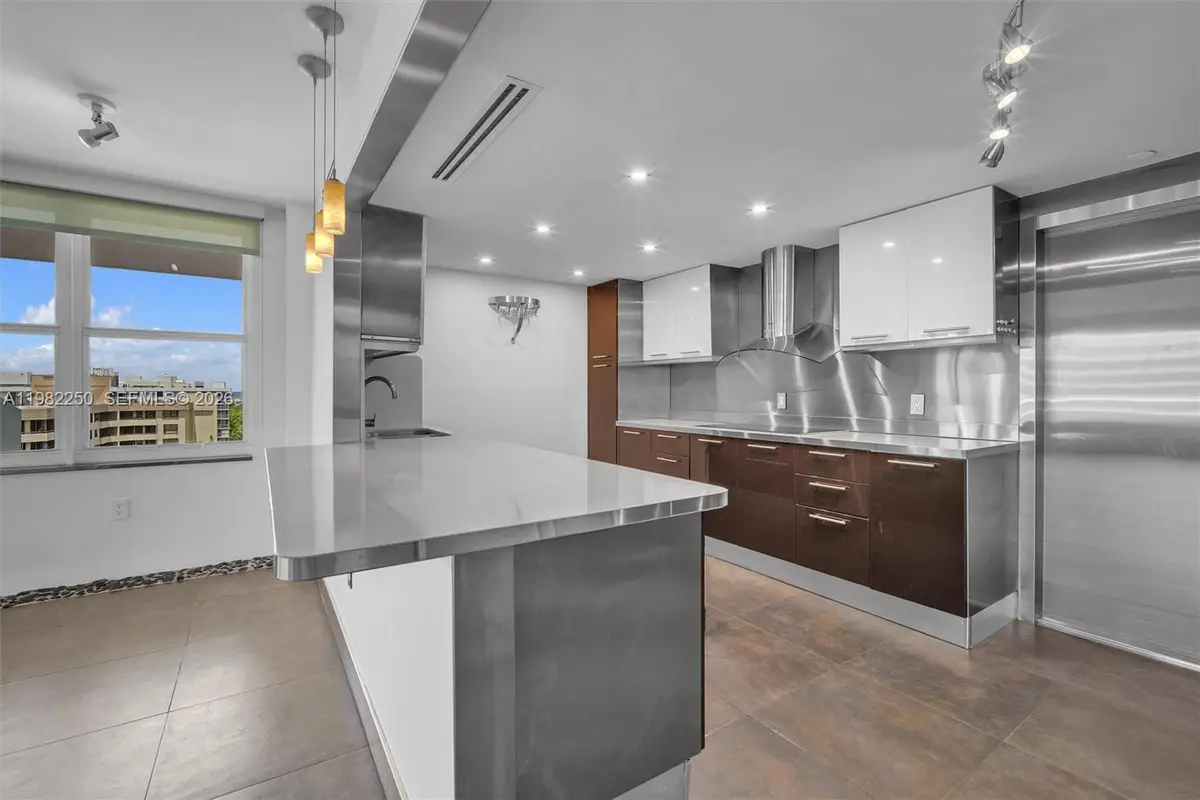 199 Ocean Lane Dr #1009, Key Biscayne, FL 33149 - #1