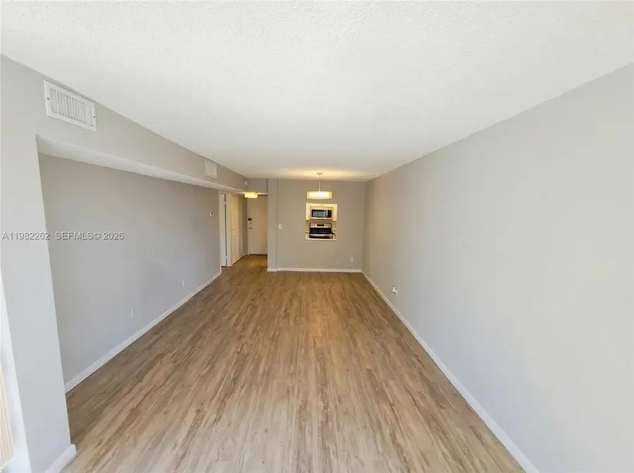 210 172nd St #234, Sunny Isles Beach, FL 33160 - #3