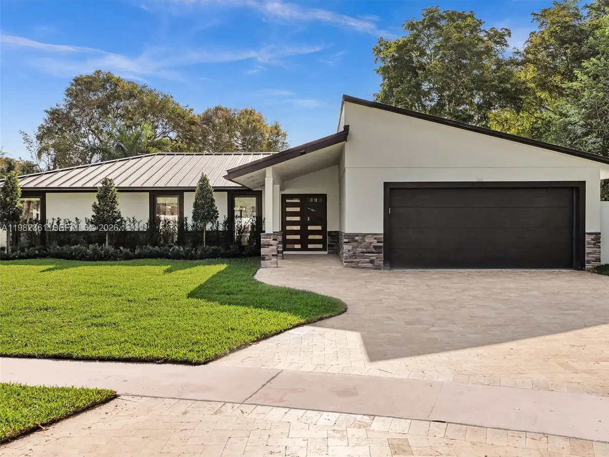 1501 NW 109th Ter, Pembroke Pines, FL 33026 - #1