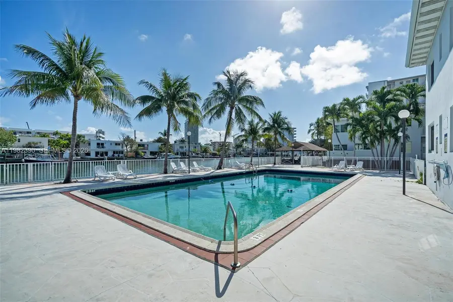 7207 Bay Dr #11, Miami Beach, FL 33141 - #3