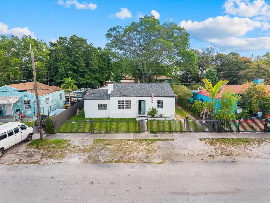 6223 NW Miami Pl, Miami, FL 33150 - #2