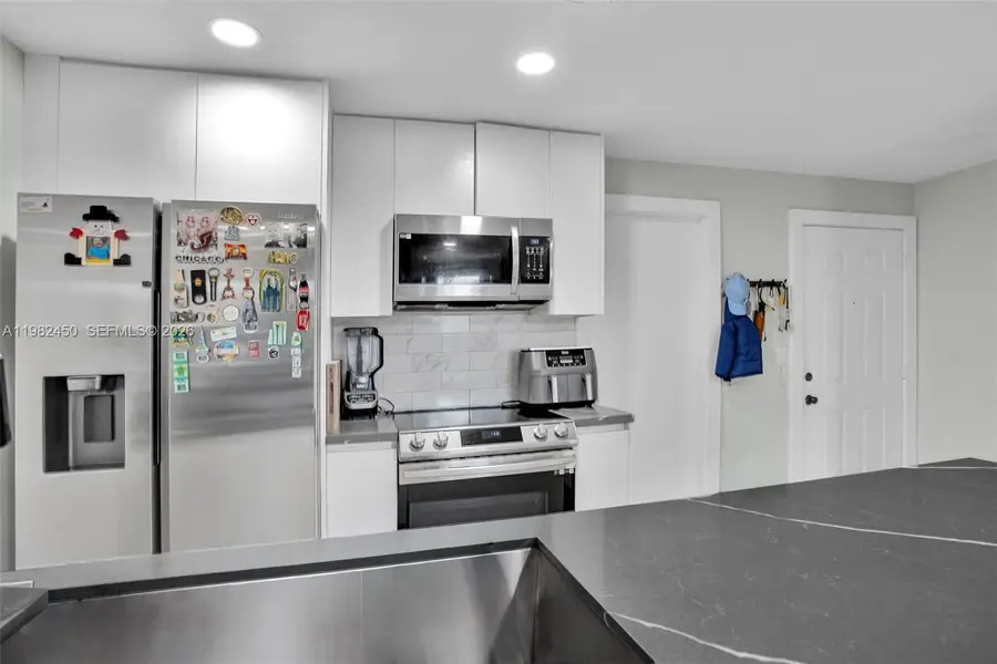 850 Sorrento Dr, Weston, FL 33326 - #3