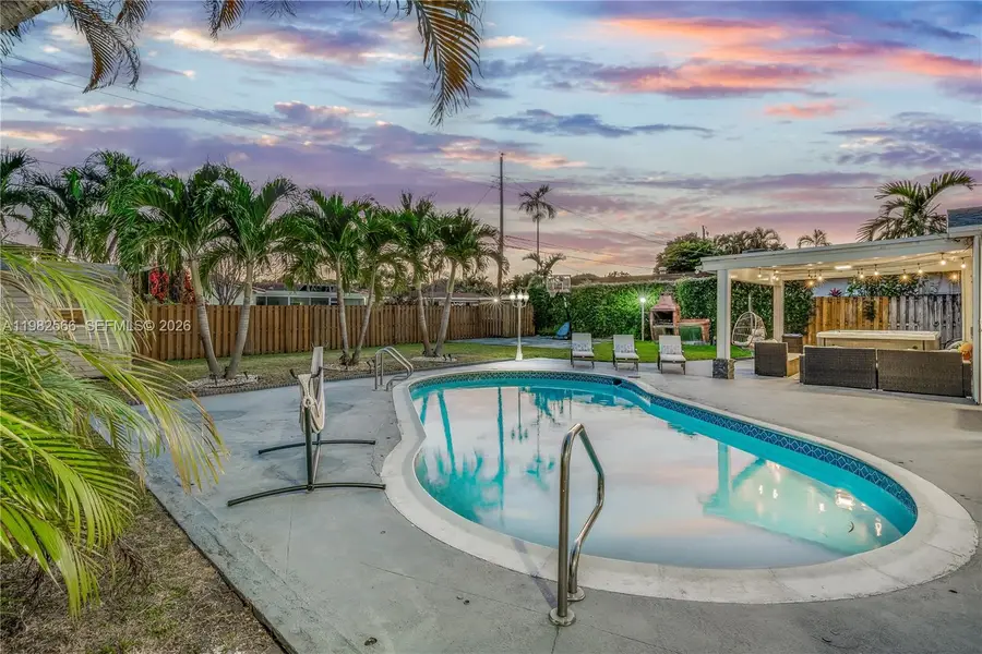 4212 Van Buren St, Hollywood, FL 33021 - #2