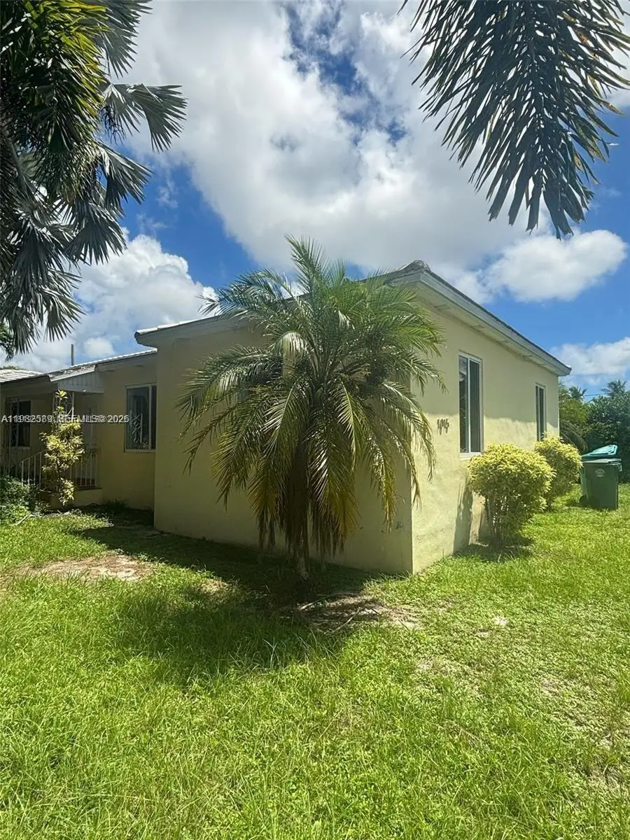 1015 NE 112th St, Biscayne Park, FL 33161 - #2