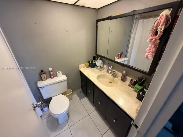 210 172nd St #529, Sunny Isles Beach, FL 33160