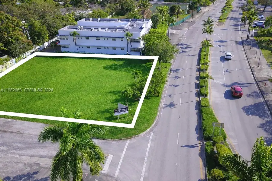 5215 Biscayne Blvd, Miami, FL 33137 - #3