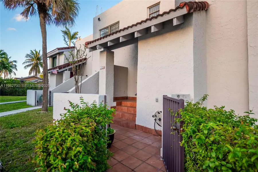 860 NW 106th Ave #2B3-5, Miami, FL 33172 - #3