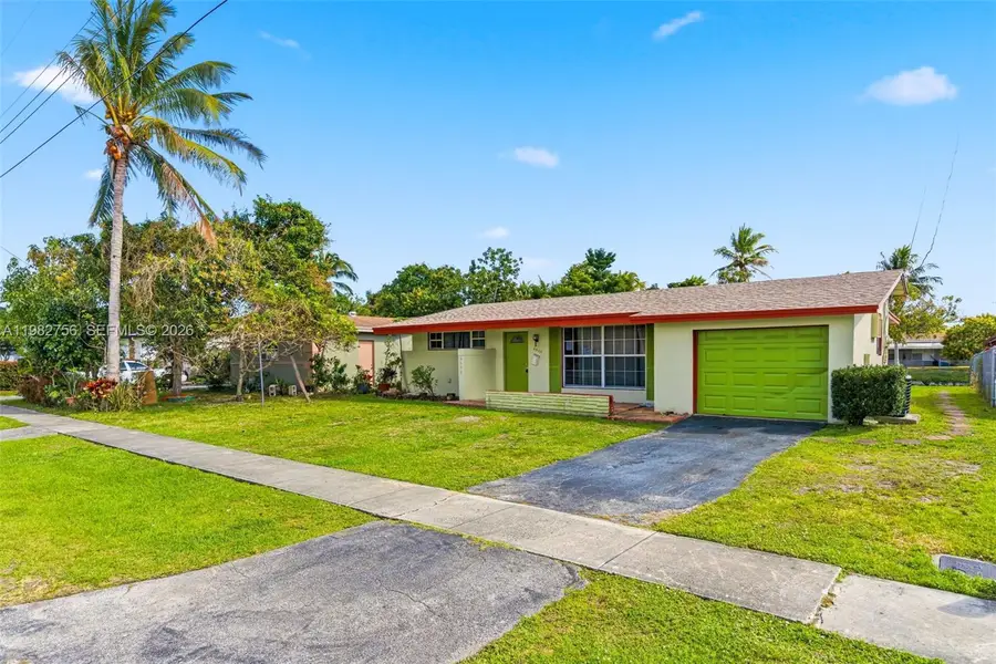 6600 NW 26th St, Sunrise, FL 33313 - #2