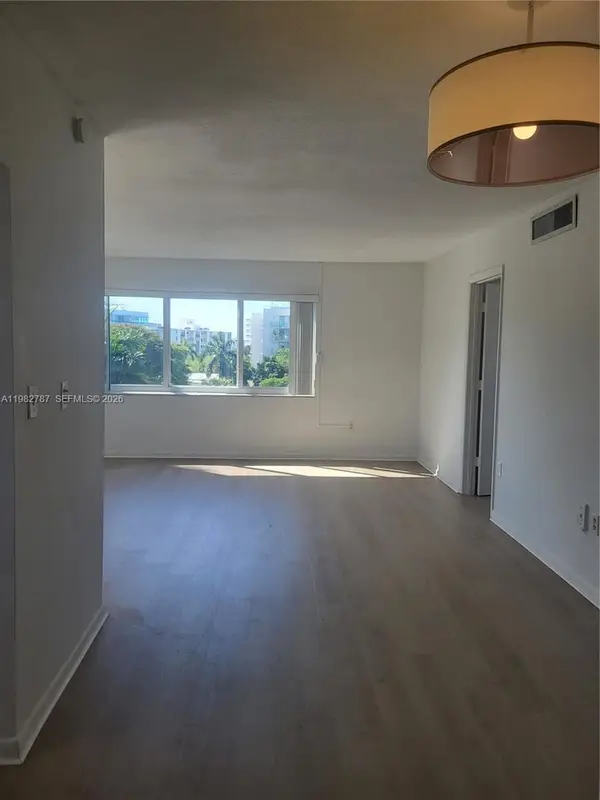 1020 94th St #503, Bay Harbor Islands, FL 33154