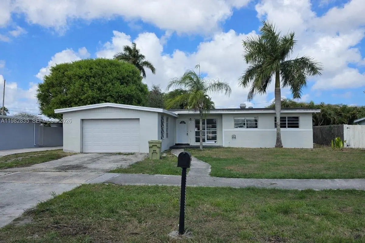 328 Ponte Vedra Rd, Palm Springs, FL 33461 - #1