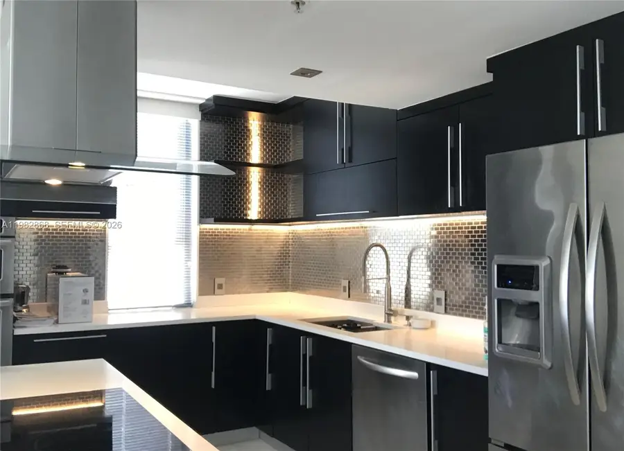 701 Brickell Key Blvd #910, Miami, FL 33131 - #3