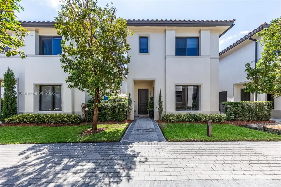 4315 NW 81st Ct, Doral, FL 33166 - #3
