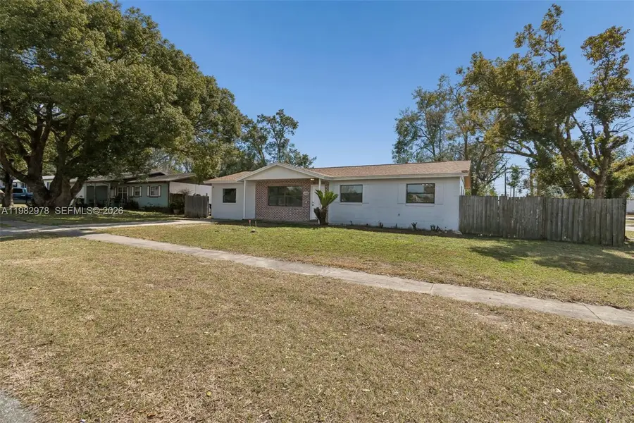 1402 Rolling Green Dr, Apopka, FL 32703 - #2