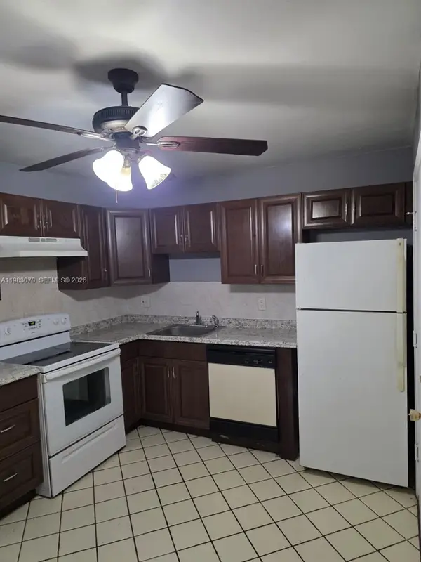 2061 NW 47th Ter #111, Lauderhill, FL 33313