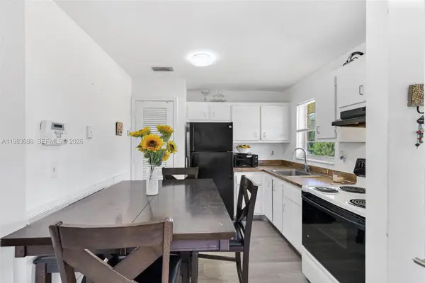 5150 NE 6th Ave #117, Oakland Park, FL 33334