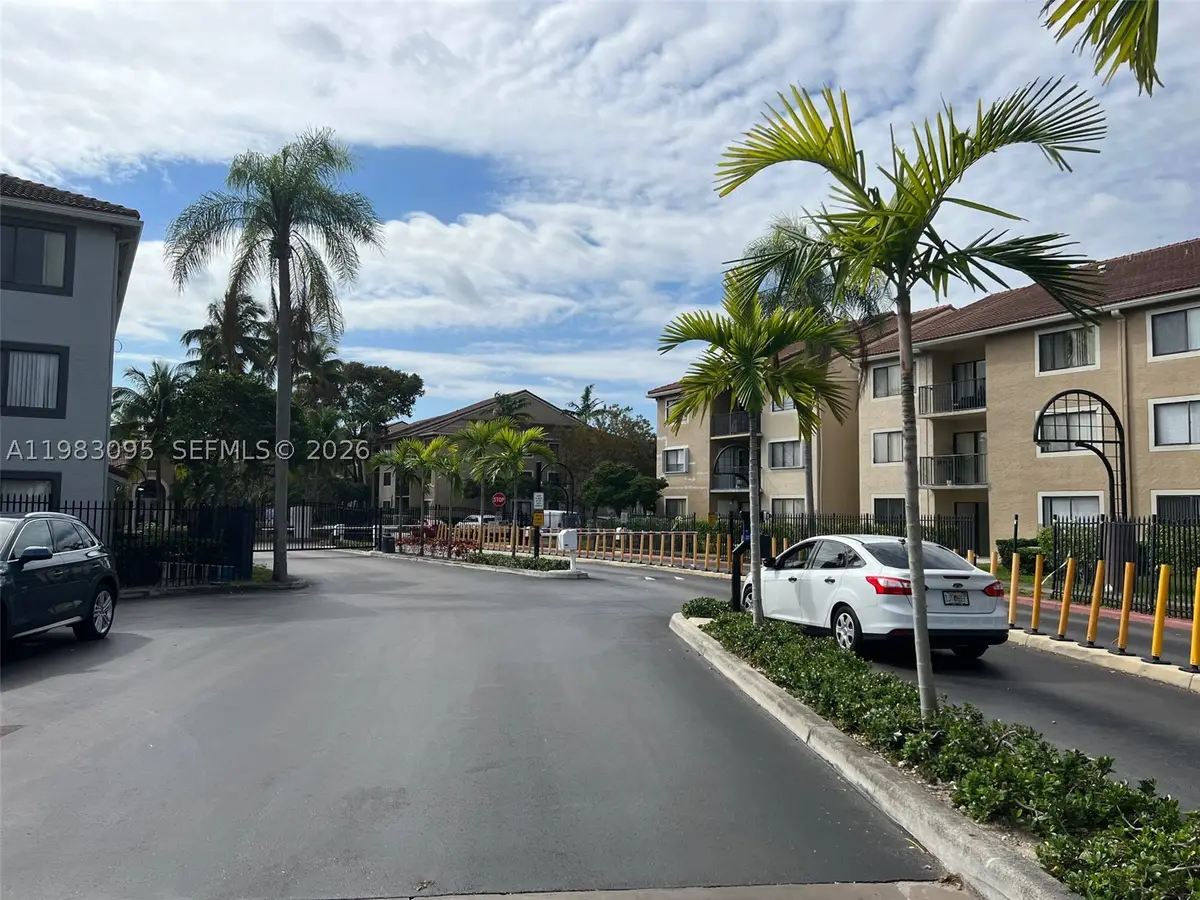 Address Withheld By Seller, Miami, FL 33071 - #1