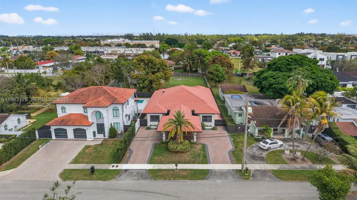 4159 SW 85th Ave, Miami, FL 33155 - #1