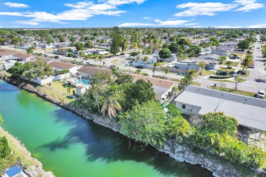 19050 SW 125th Ave, Miami, FL 33177 - #2