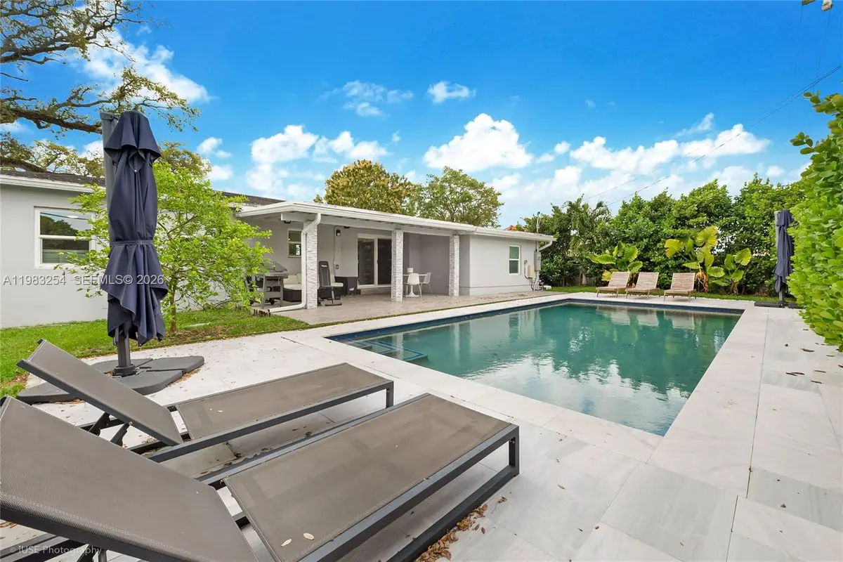 7235 SW 39th St, Miami, FL 33155 - #1