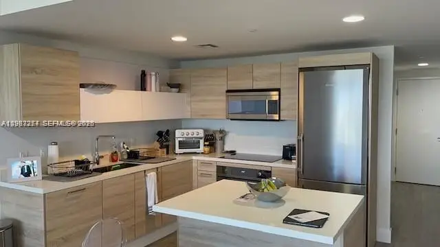 16385 Biscayne Blvd #2702, North Miami Beach, FL 33160 - #3