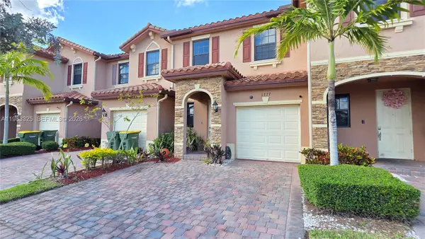 3777 SE 1st St, Homestead, FL 33033