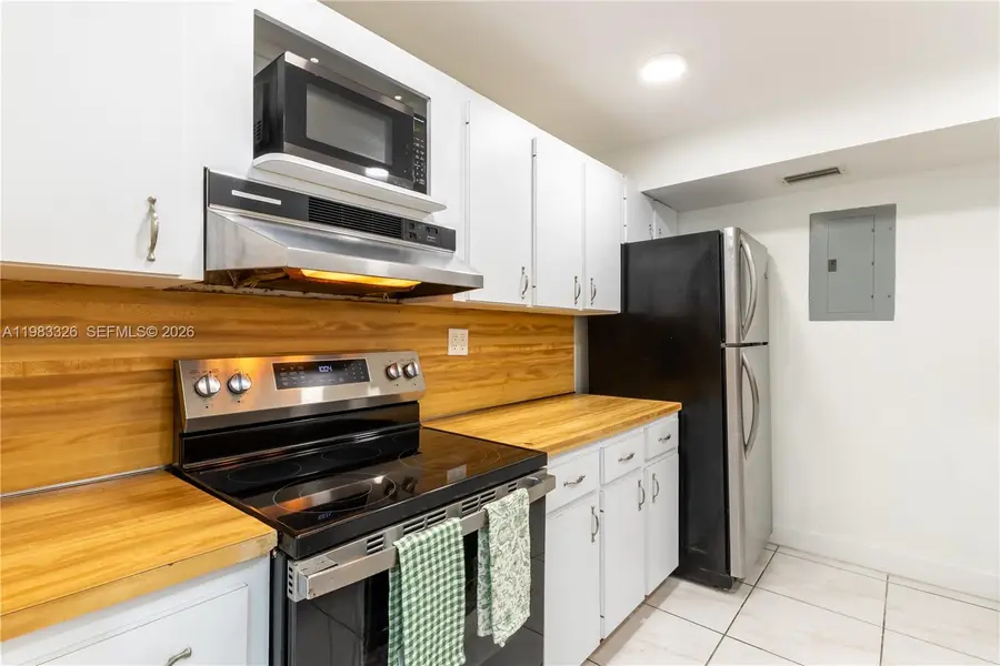 7933 West Dr #1025, North Bay Village, FL 33141 - #3