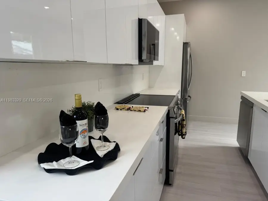 1028 NW 8th Ave, Fort Lauderdale, FL 33311 - #3