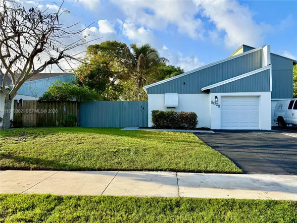 5028 NW 6th St, Delray Beach, FL 33445