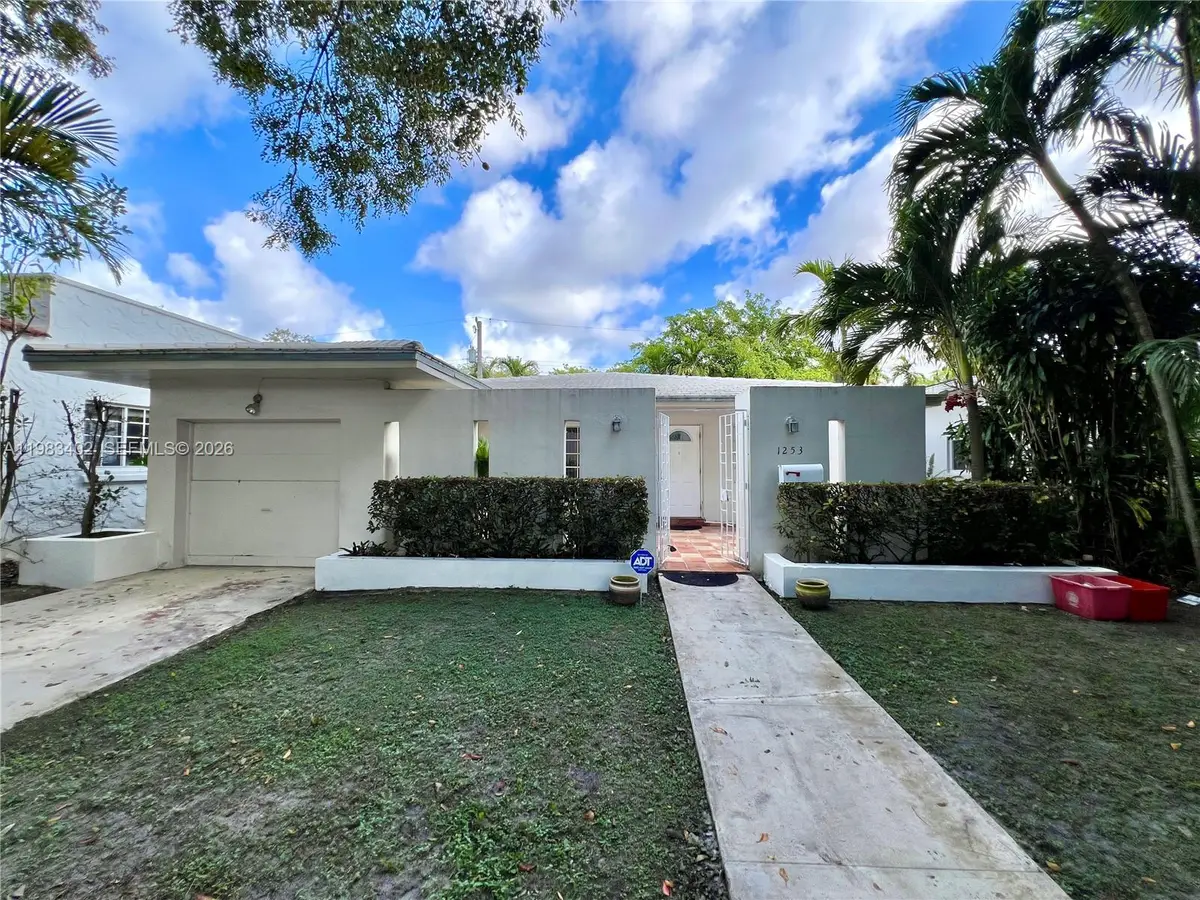 1253 Messina Ave, Coral Gables, FL 33134 - #1