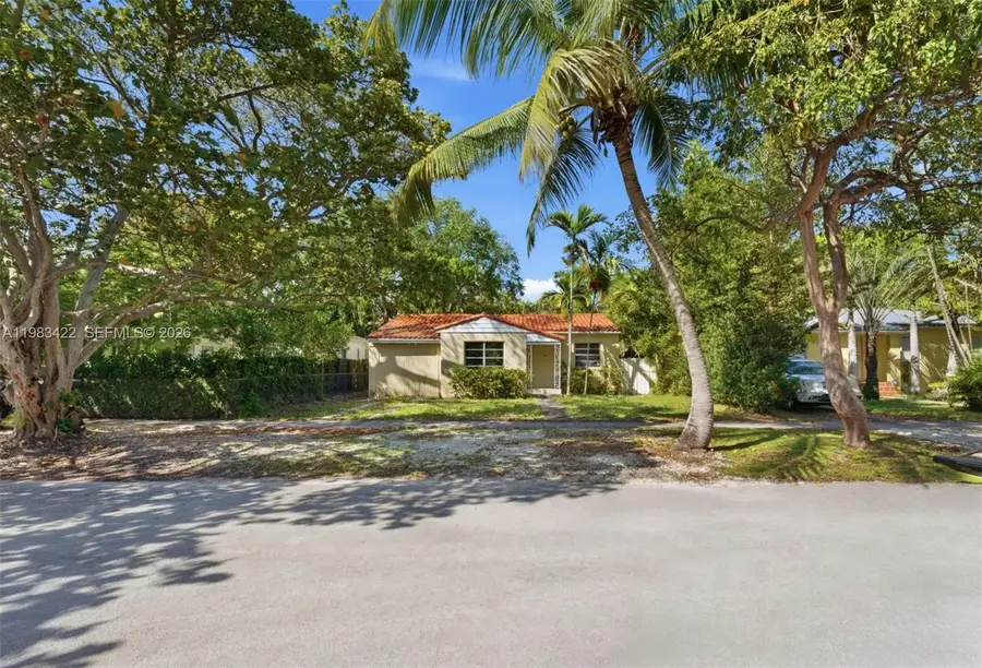 2235 Overbrook St, Miami, FL 33133 - #2