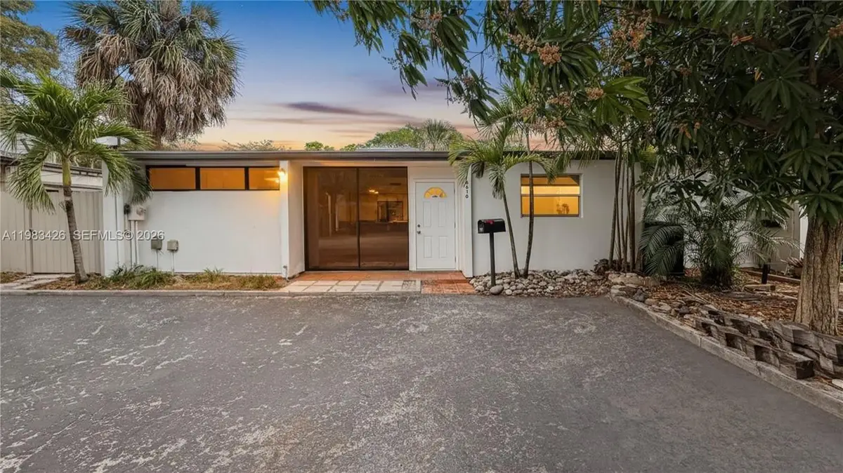 6610 E Miami Lakes Dr, Miami Lakes, FL 33014 - #1