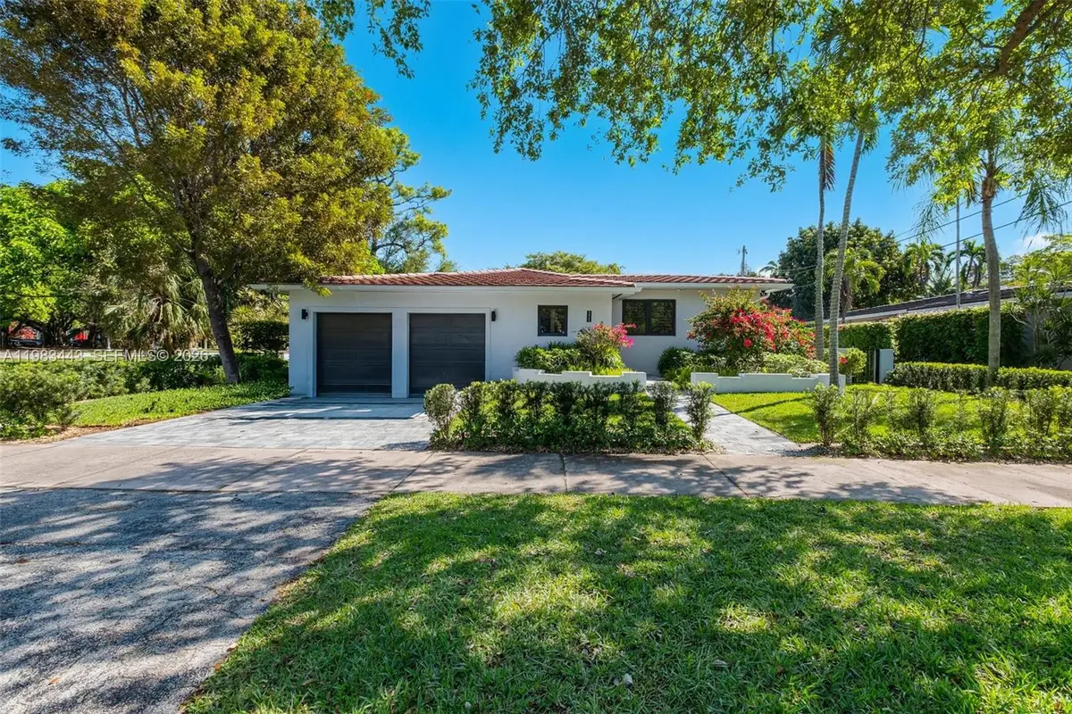 3411 Riviera Dr, Coral Gables, FL 33134 - #1