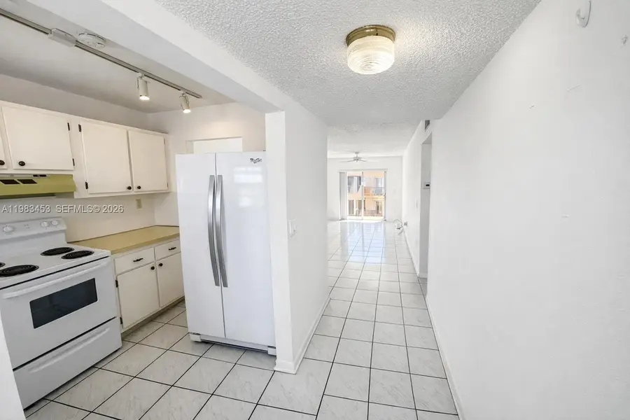 1630 W 46th St #514B, Hialeah, FL 33012 - #3