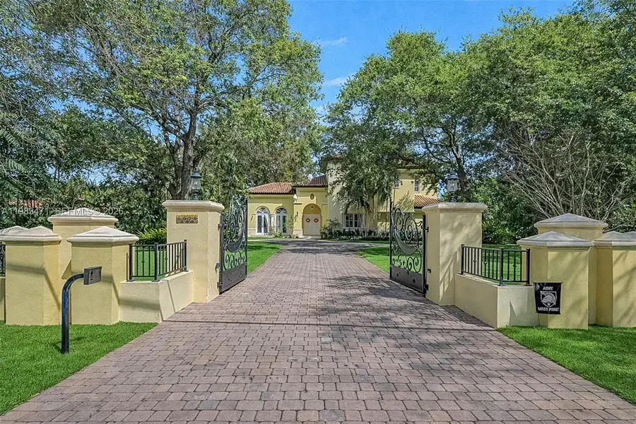 6075 SW 85th Ave, Miami, FL 33143 - #2