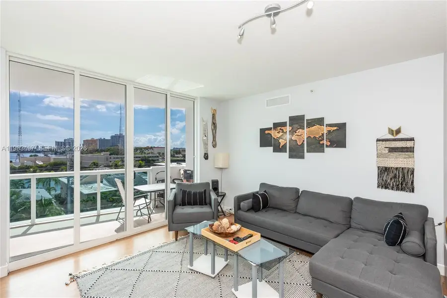 7910 Harbor Island Dr #502, North Bay Village, FL 33141 - #3