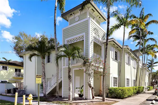 373 NE 26th Pl #201, Homestead, FL 33033