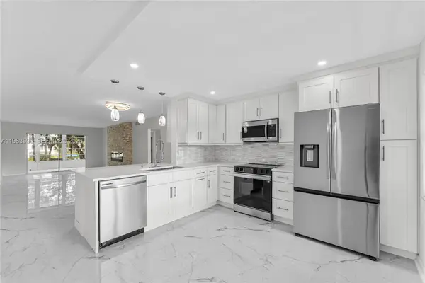 2303 Lucaya Ln #H2, Coconut Creek, FL 33066